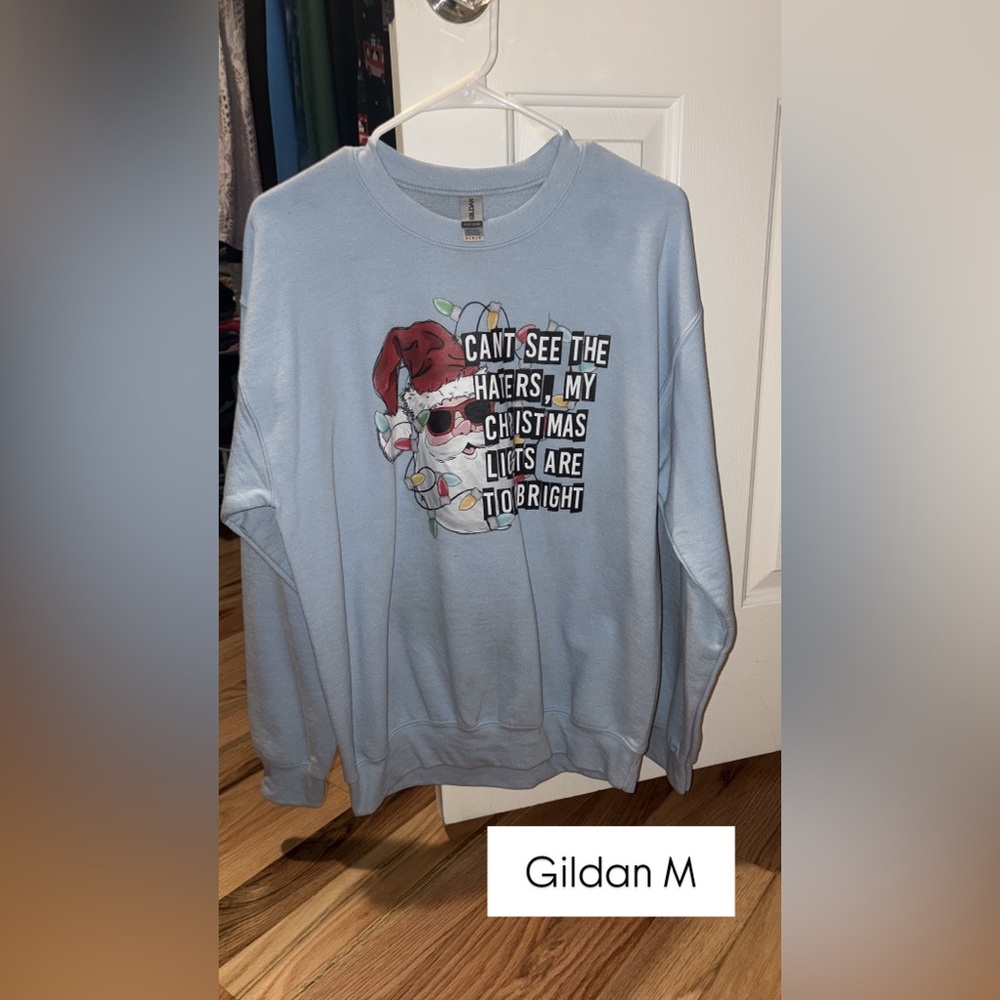 Holiday crew neck